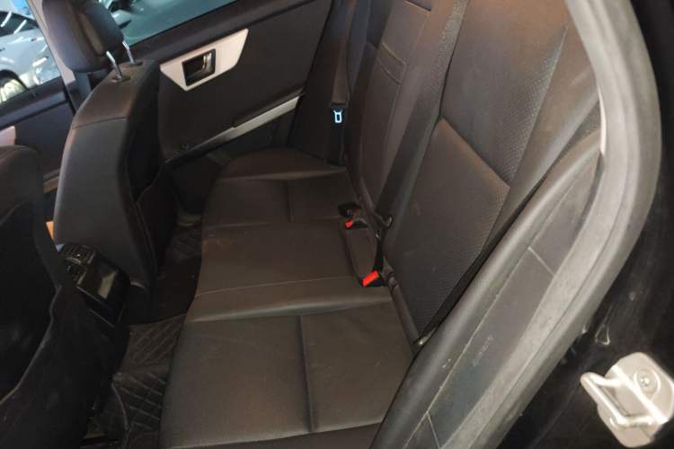 Used Mercedes-Benz GLK-Class 2013 GLK 300 4MATIC Dynamic Sunroof Model
