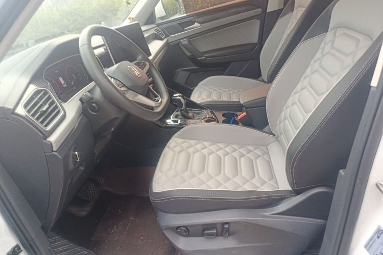 Used Volkswagen Tayron 2023 330TSI Two-Wheel-Drive Luxury Plus Advanced Version
