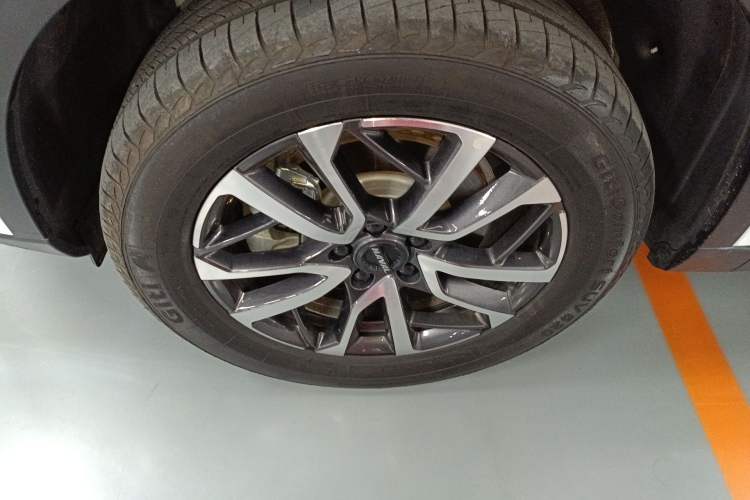 Used Haval H6 2022 3rd Generation 1.5T Automatic Two-Wheel Drive Max Left Front Wheel Hub