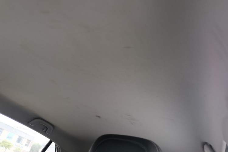 Used Baojun 510 2017 1.5L Manual Fashion Model
