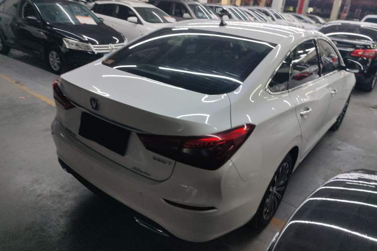 Used CHANGAN Eado 2019 Blue Whale Edition 280T GDI DCT Light-Speed Model
