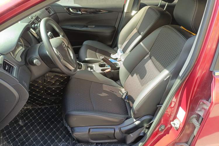 Used Nissan Tiida 2019 1.6L CVT Smart Drive Version China VI Standard