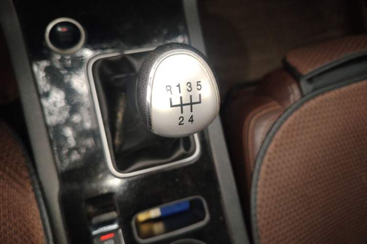 Used Yema T70 2016 Upgraded Model 1.5T Manual Luxury Version
