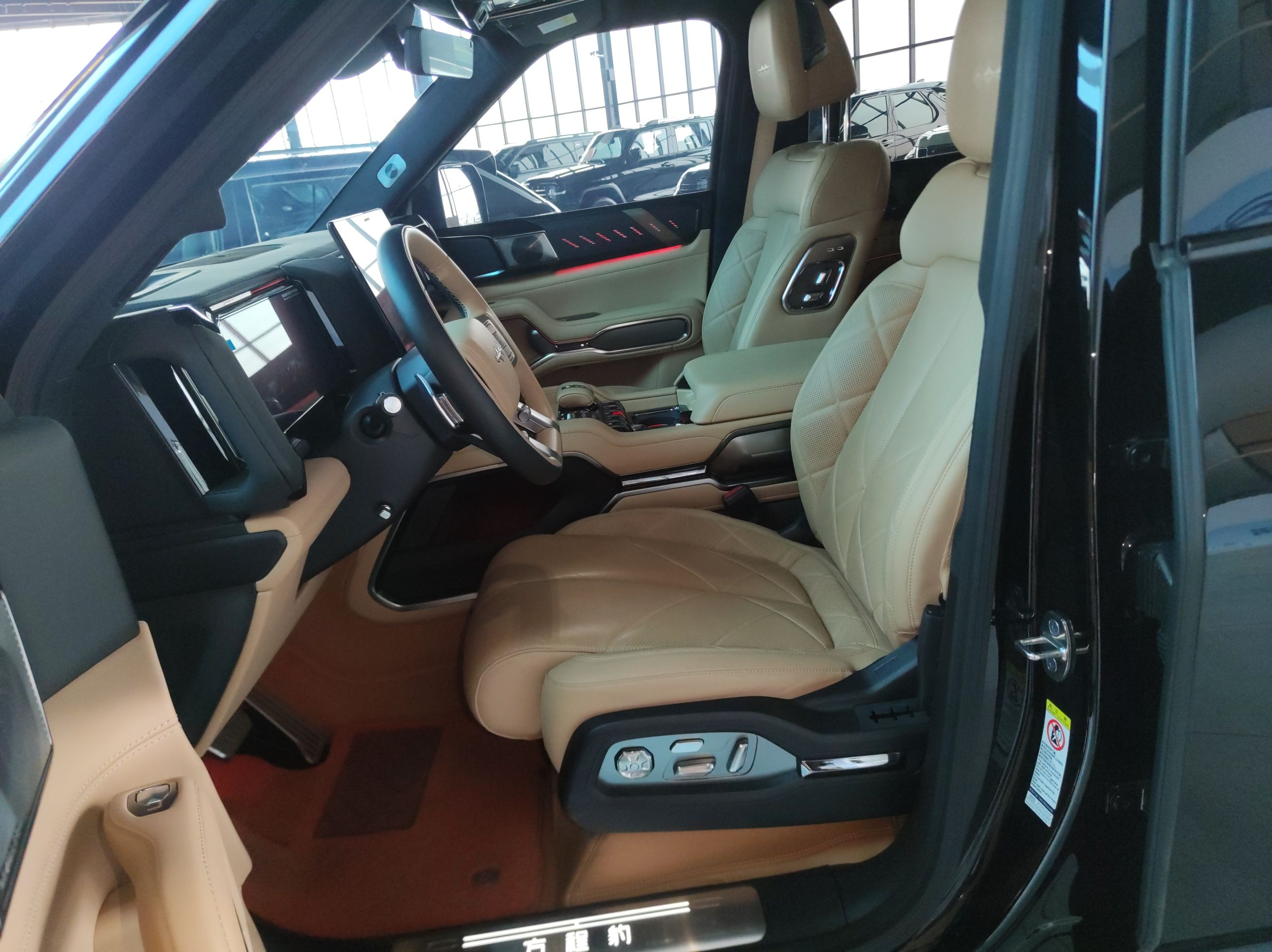 المقاعد الأمامية داخل السيارة