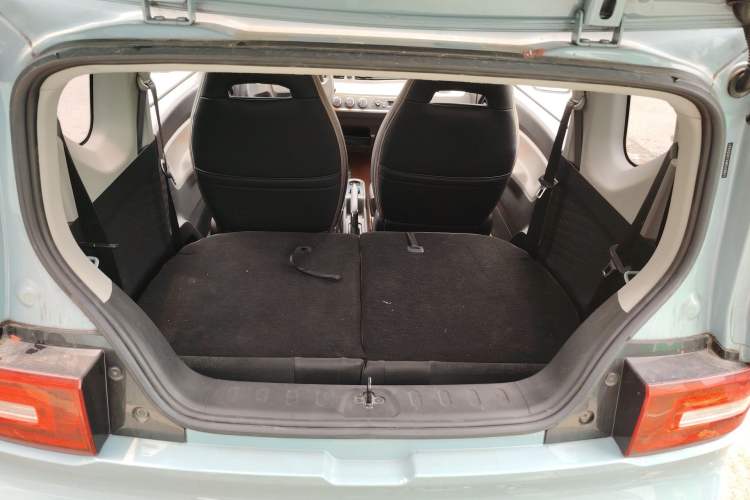 Used Wuling Hongguang MINIEV 2020 Enjoyment Model Lithium Iron Phosphate Trunk