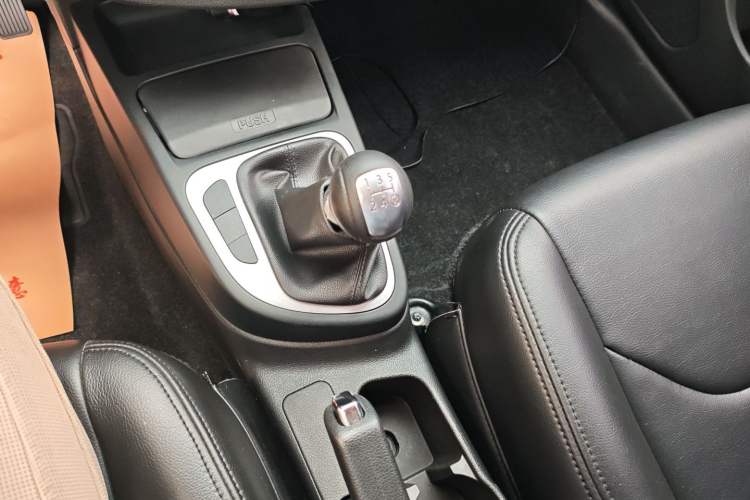 Used FAW Junpai D60 2015 1.5L Manual Standard Edition
