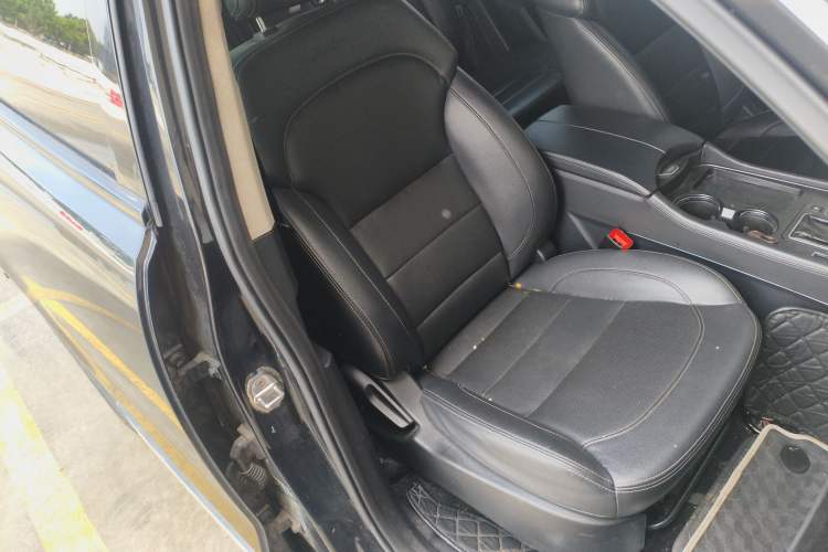 Used Zotye T600 Coupe 2017 1.5T Automatic Luxury Model
