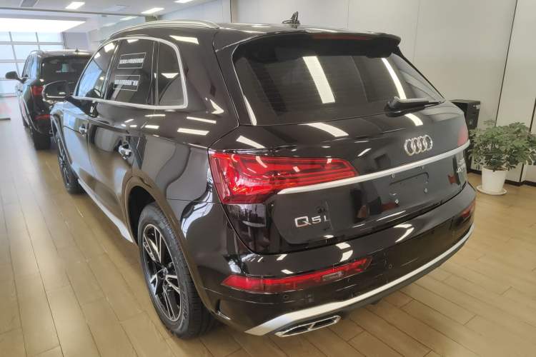 Used Audi Q5L 2025 quattro 45th Anniversary Edition 40 TFSI Sporty and Dynamic Model