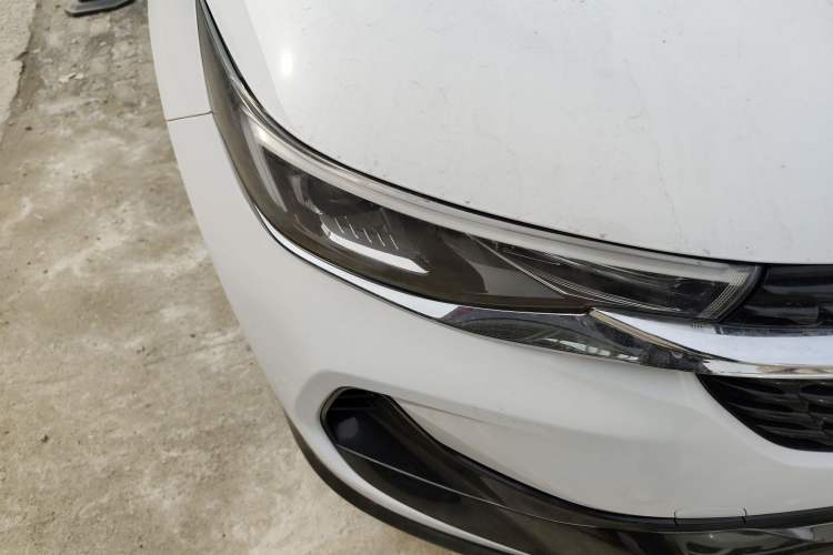 Used Buick Encore 2020 20T CVT Elite Edition Right Front Headlight