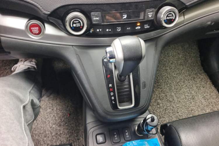 Used Honda CR-V 2015 2.4L two-wheel drive luxury version
