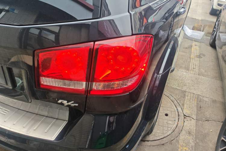 Used Dodge Journey 2015 2.0TD Four-Wheel Drive Luxury Edition
