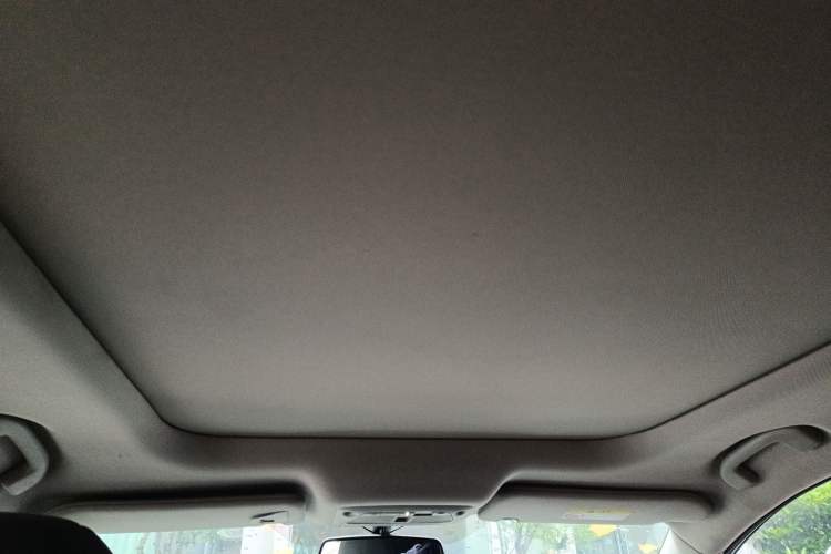 Used Nissan Murano 2019 2.5L XL Two-Wheel Drive Smart Connect Luxury Edition China VI Standard Headliner