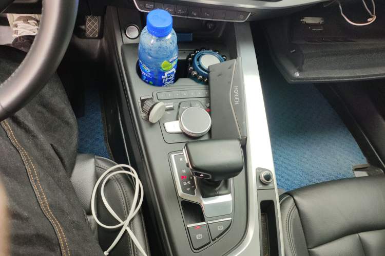 Used Audi A4L 2019 40 TFSI Fashion Edition China VI Emission Standard
