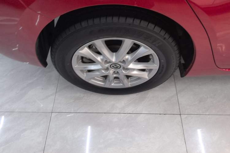 Used Mazda 3 Axela 2019 Cloud-Controlled Sedan 1.5L Automatic Luxury Model China VI Standard