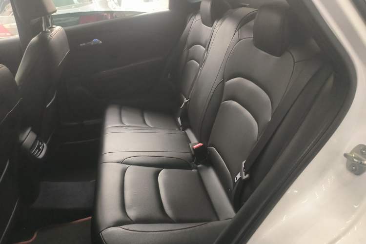 Used Chevrolet Monza 2020 Light Hybrid RS 330T Automatic Comfort Edition Left Rear Seat