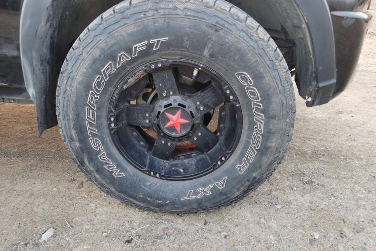 Used Zxauto Terralord 2019 2.5T Passenger Version Diesel Two-Wheel Drive Manual Ultra-Luxury Trim with Dual Features
