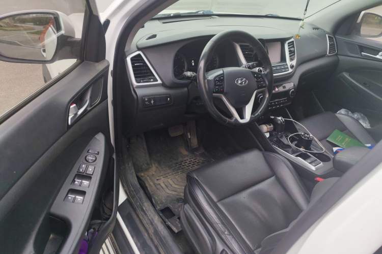 Used Hyundai Tucson 2015 1.6T Dual-Clutch Two-Wheel-Drive Smart Model