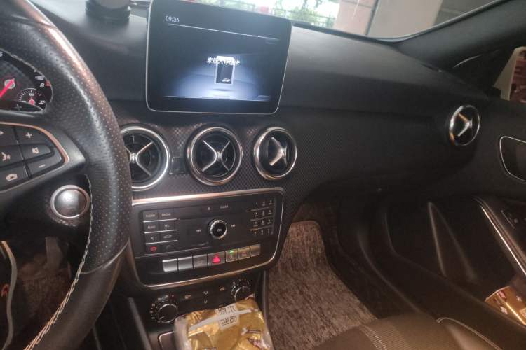 Used Mercedes-Benz A-Class 2017 Revised Version A 200 Fashion Edition