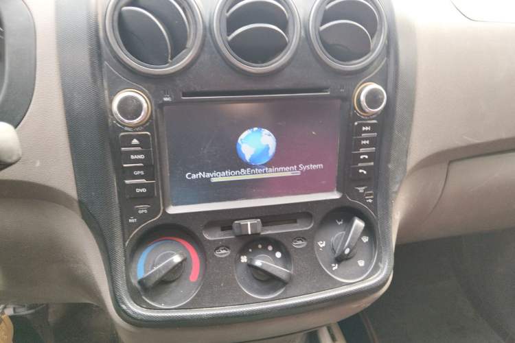 Used Wuling Hongguang 2014 1.2L Standard Model China IV