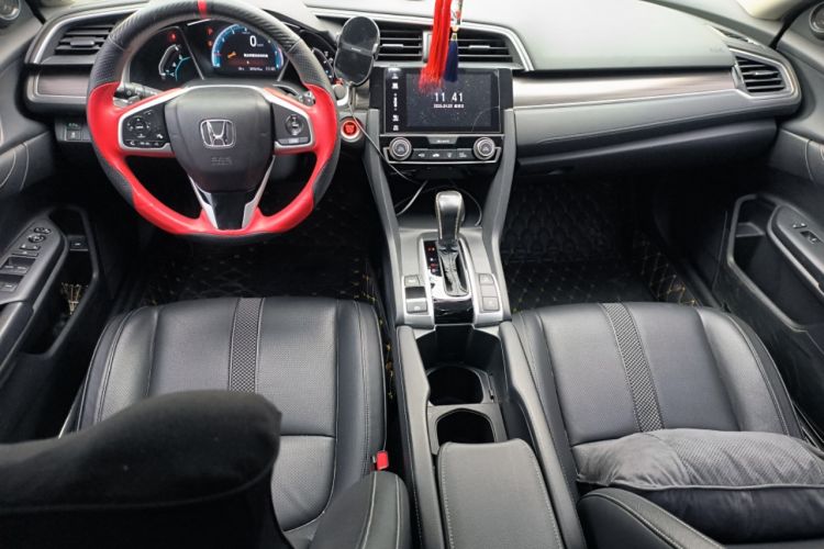 Used Honda Civic 2019 220TURBO CVT Power Edition China V Center Console