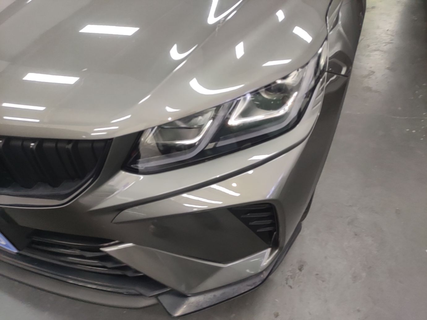 Geely Auto Coolray 2023 1.5T DCT Platinum Edition — снимка 8