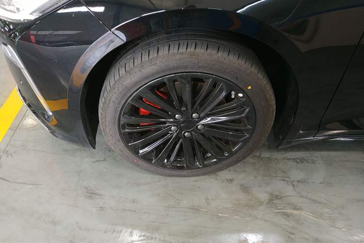 Used Geely Auto Preface L 2024 Zhiqing 1.5TD Galaxy Edition