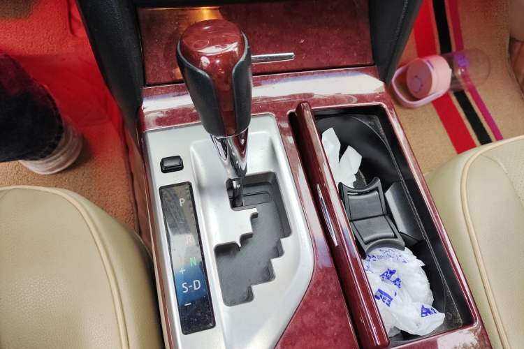 Used Toyota Camry 2012 2.5G Luxury Edition Gear Lever