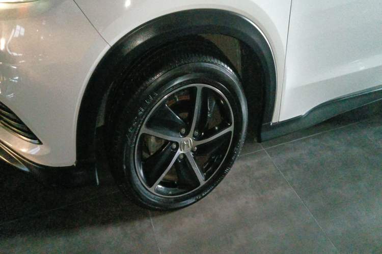 Used Honda Vezel 2020 1.5L CVT Pioneer Edition
