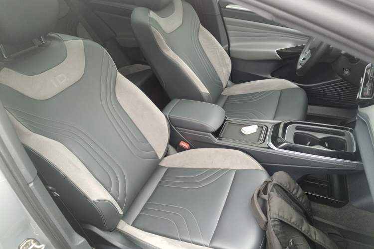 Used Volkswagen ID.4 CROZZ 2022 Long-Range Lite PRO Edition