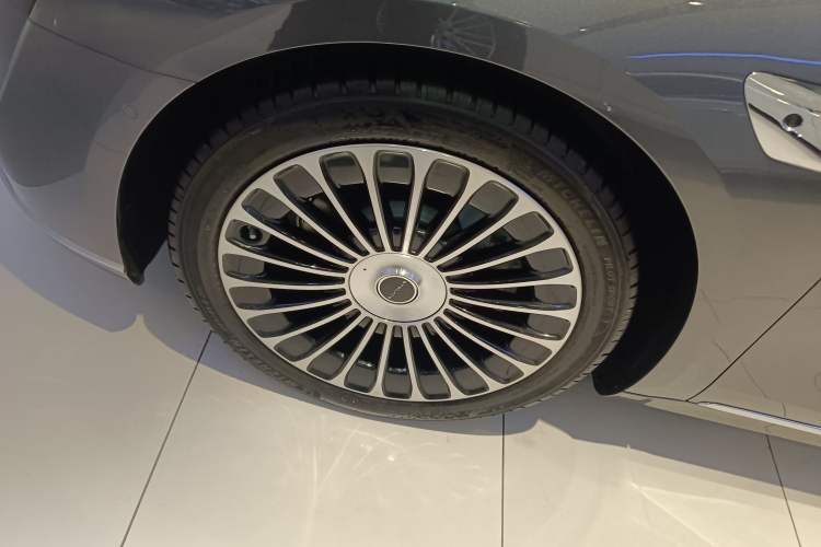 Used Hima Stelato S9 2025 Extended-Range Max+ Left Front Wheel Hub