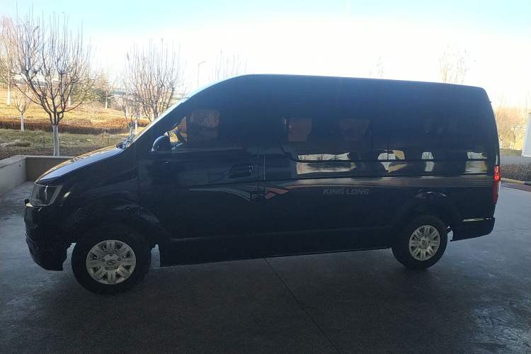 Used King Long Kairui Haoke 2021 2.0L Tiguan Comfort 9-Seater High-Roof 1TZS
