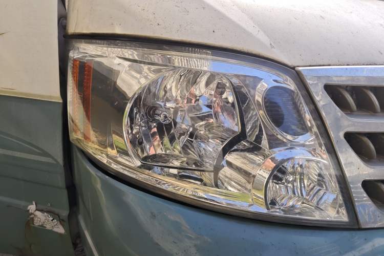 Used Foton Scenic 2012 2.0L Express Standard Long-Wheelbase Version 491EQ4A
