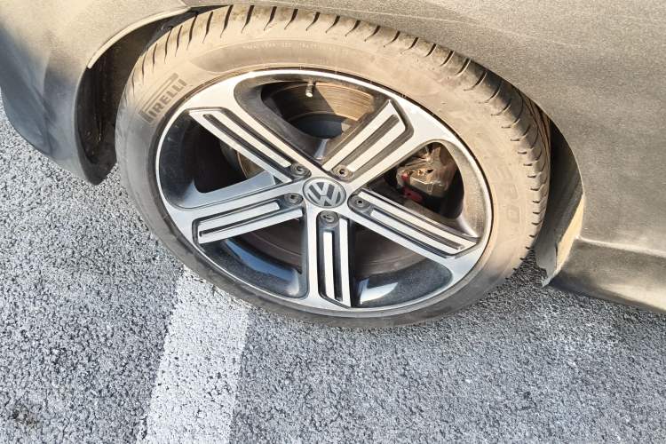 Used Volkswagen Scirocco 2015 R 2.0TSI
