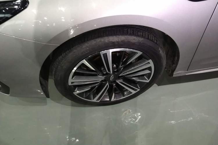 Used Chery Arrizo 8 2022 1.6T DCT Ya Left Front Wheel Hub