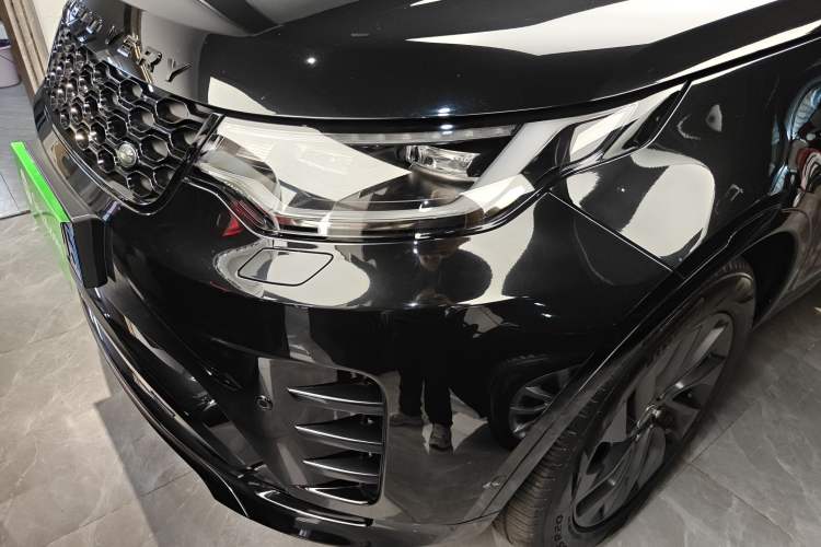 Used Land Rover Discovery 2023 360 PS R-Dynamic S