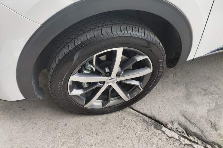 Used Haval F7 2020 1.5T Two-Wheel Drive i-Type Left Front Wheel Hub