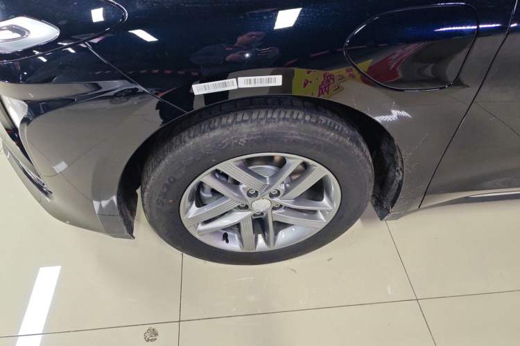 Used Hongqi E-QM5 2025 500km Range Commuter Version
