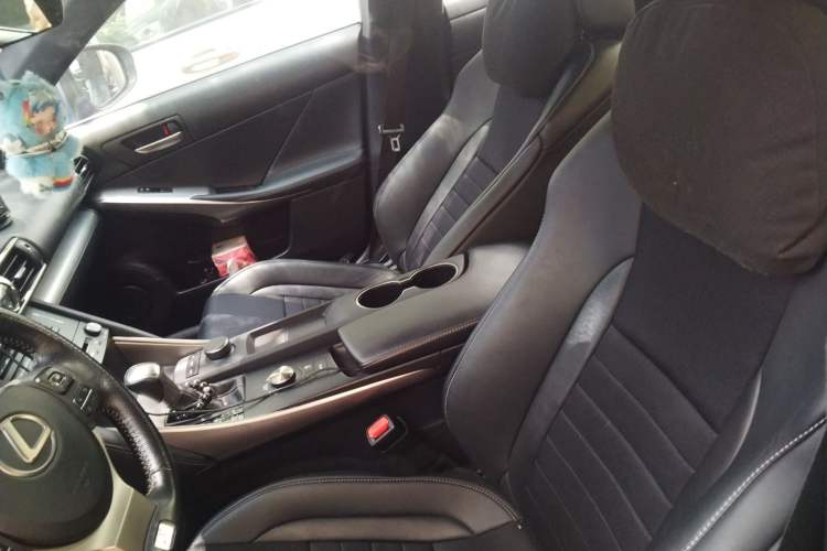 Used Lexus IS 2017 300 F SPORT Edition
