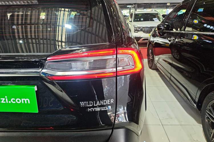 Used Toyota Wildlander 2021 Dual-Engine 2.5L E-CVT Two-Wheel Drive Luxury Edition