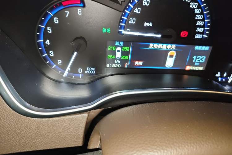 Used Cadillac SRX 2015 3.0L Elite Model
