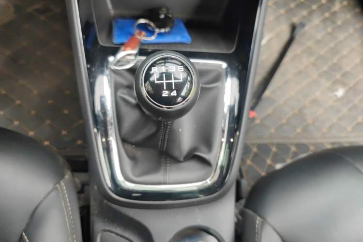 Used Roewe i5 2019 1.5L Manual 4G Connectable Langhao Edition
