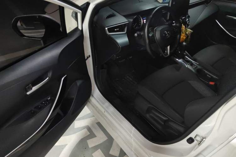 Used Toyota Levin 2019 Dual-Engine 1.8H E-CVT Sport Edition China V Standard Driver Seat