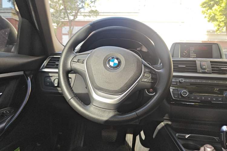 Used BMW 3 Series 2017 320Li Fashion Model
