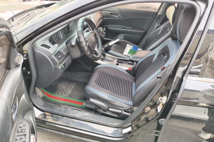 Used Honda Accord 2015 2.0L LX Comfort Edition Driver Seat