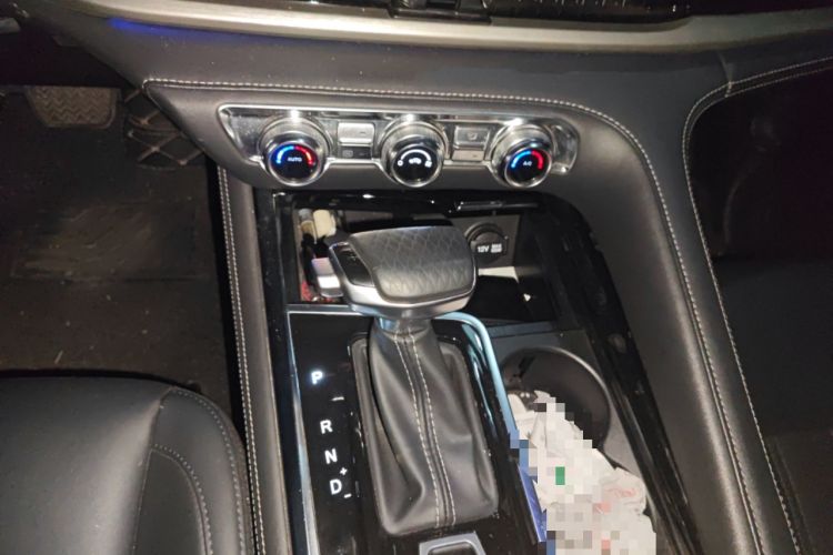 Used CHANGAN CS95 2019 2.0T Two-Wheel-Drive Luxury Version
