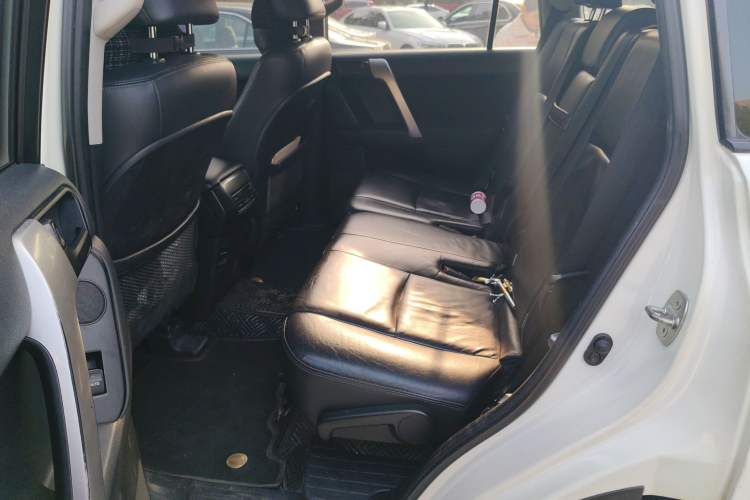 Used Toyota Prado 2016 2.7L Automatic Luxury Edition
