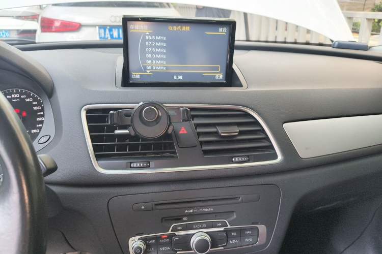 Used Audi Q3 2015 30 TFSI Ambition Edition