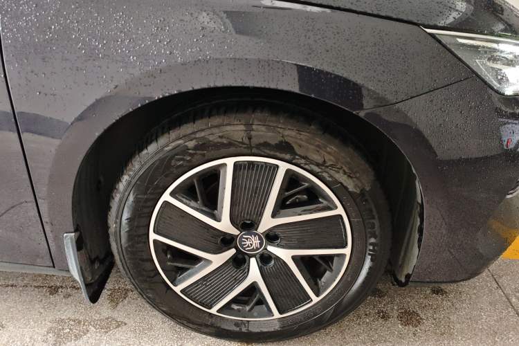 Used BYD Qin L 2024 DM-i 80KM Beyond Model Exterior 1