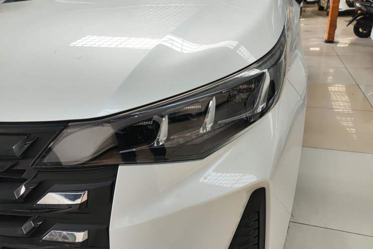 Used GAC Trumpchi M6 2023 PRO 270T DCT Luxury Edition
