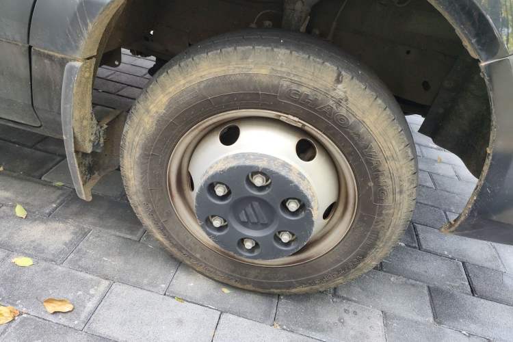 Used Foton Toano 2022 2.8T Manual Jixiang Multi-Function Long-Wheelbase Mid-Roof with Rear Dual Tires 7/9-Seater F2.8NS6B177L
